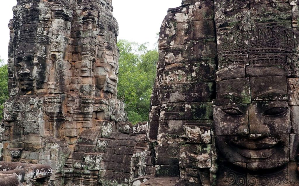 Gesichter aus Stein im Bayon